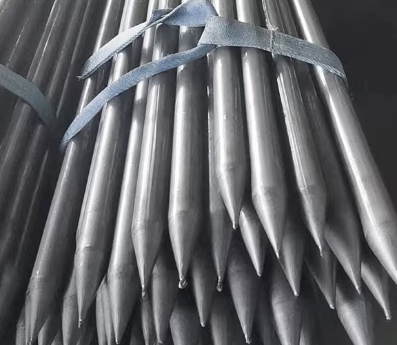 巴音郭楞自进式钢花管管棚一体
